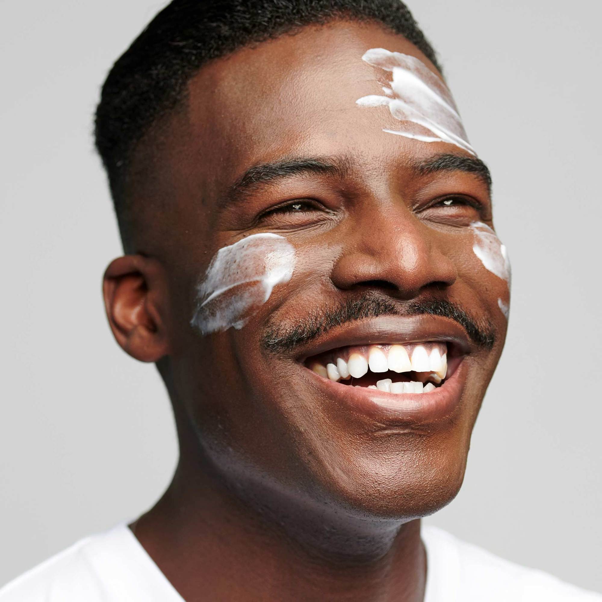 skin-smoothing-cream_model_2000x2000